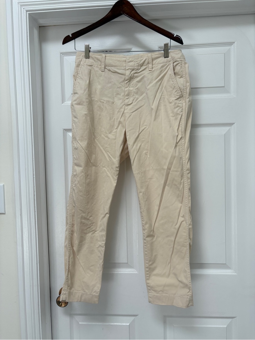 GAP Women's Ankle-Length Chino Pants - Cream